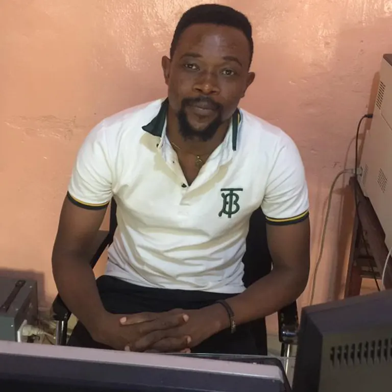 Emmanuel Foncha - Web Developer